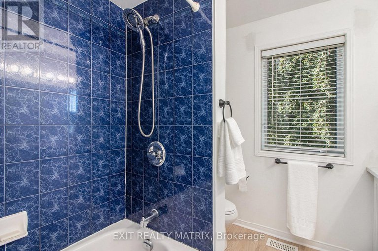 29004657/2205-blue-willow-crescent/orleans-village/ottawa/ontario/K1W1K6_43
