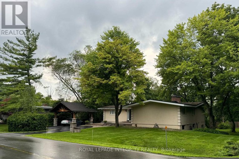 28821787/3-briarcliffe-drive/rothwell-heights/ottawa/ontario/K1J6E3_4