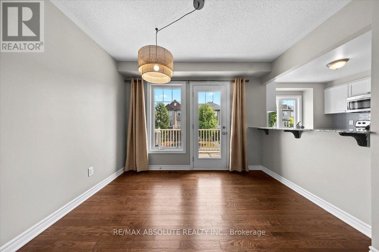 28750812/415-rosingdale-street/emerald-meadowstrailwest/ottawa/ontario/K2R1G9_5