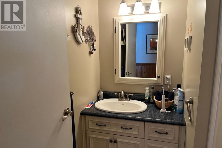 29387790/2110-ste-anne-road/champlain-twp/champlain/ontario/K0B1K0_24