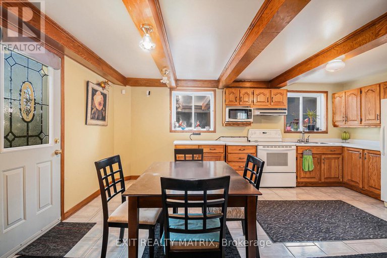28998331/3498-sarsfield-road/cumberland-west/ottawa/ontario/K0A3E0_7
