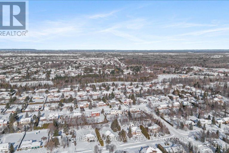 29344608/7089-bush-drive/greely/ottawa/ontario/K4P1M8_50