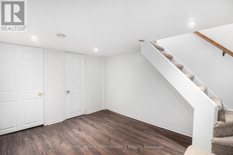 29076591/55-argyle-avenue/ottawa-centregolden-triangle/ottawa/ontario/K2P1B3_23