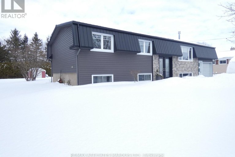 29417748/20391-park-crescent/south-glengarry-charlottenburgh-twp/south-glengarry/ontario/K0C1L0_1