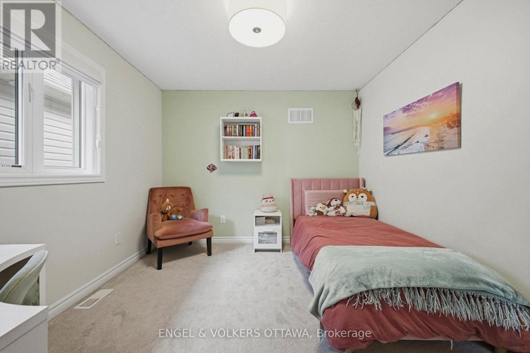 29641186/139-switch-grass-crescent/half-moon-bay/ottawa/ontario/K2J5Z3_16