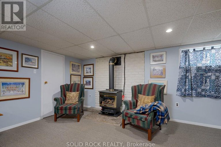 28589620/211-dodson-street/kemptville/north-grenville/ontario/K0G1J0_18