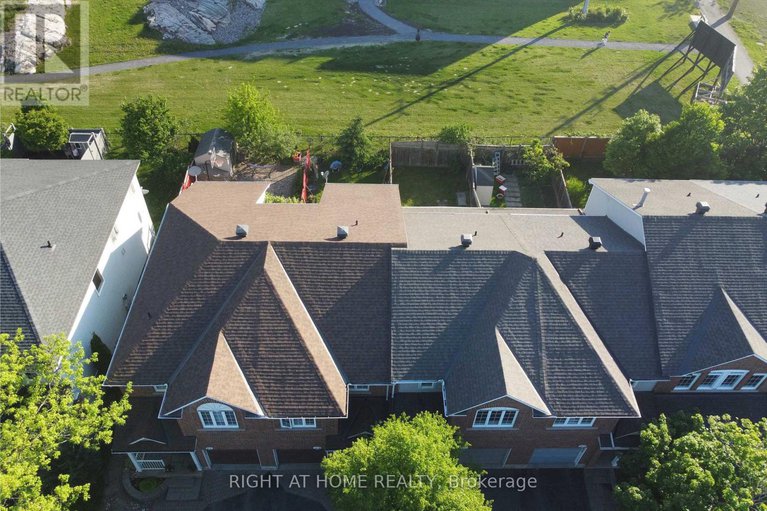 28391369/205-gray-crescent/beaverbrook/ottawa/ontario/K2K3L8_3