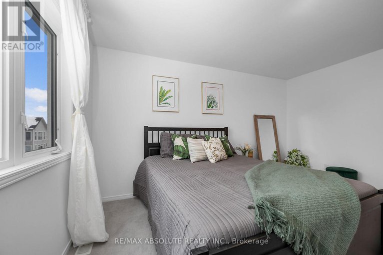 28780456/208-rover-street/emerald-meadowstrailwest/ottawa/ontario/K2S1S3_38