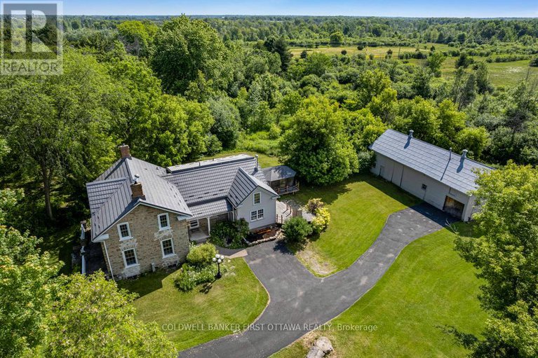 28148483/28-south-street/drummondnorth-elmsley-north-elmsley-twp/drummondnorth-elmsley/ontario/K7H2G1_44