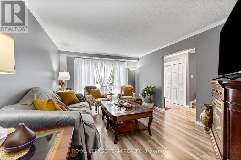 28451879/76-peary-way/katimavik/ottawa/ontario/K2L1Z8_9