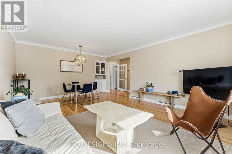 29433007/1047-richard-avenue/billings-bridge/ottawa/ontario/K1H8C3_12