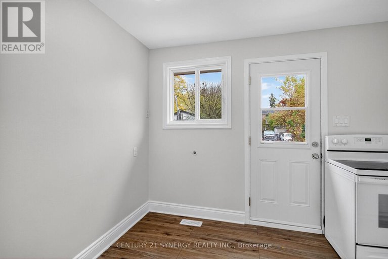 29658524/928-meadowlands-drive/carleton-heights/ottawa/ontario/K2C0K3_2