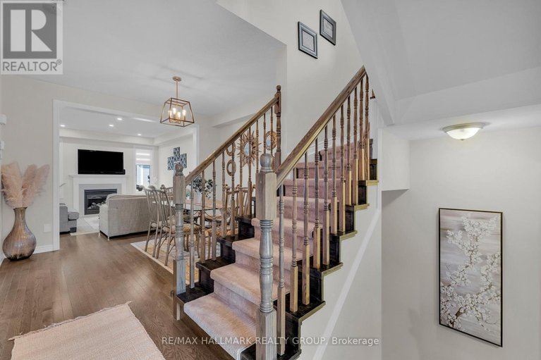 29239376/229-meadowbreeze-drive/emerald-meadowstrailwest/ottawa/ontario/K2M3A6_6