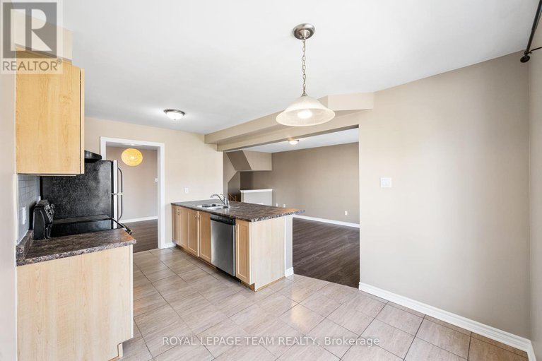 28491802/116-pennant-avenue-e/half-moon-bay/ottawa/ontario/K2J5W6_15