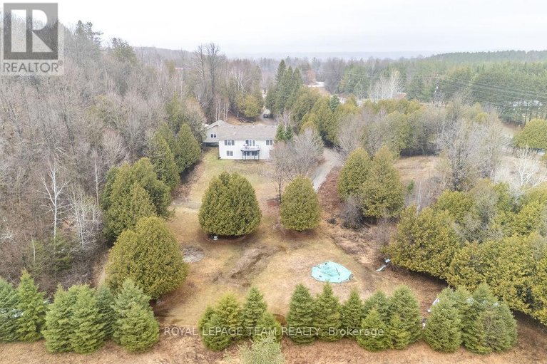 29617709/5195-mcdonalds-corners-road/lanark-highlands-dalhousie-twp/lanark-highlands/ontario/K0G1M0_48