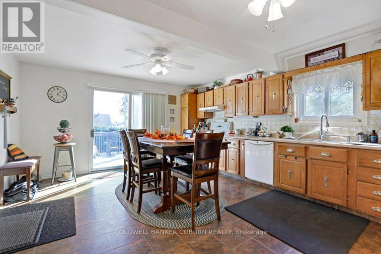 28976426/12-maple-avenue/iroquois/south-dundas/ontario/K0E1K0_12