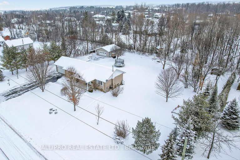 29232392/1264-lori-elizabeth-street/north-dundas-mountain-twp/north-dundas/ontario/K0C2K0_3