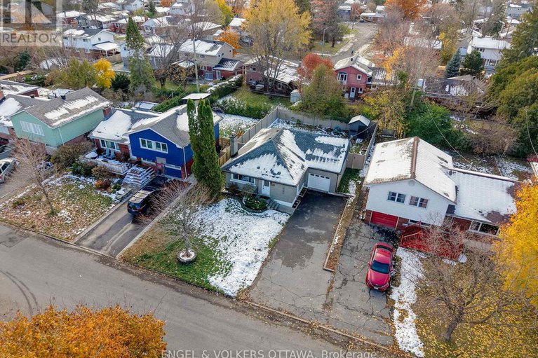 29105494/1260-henry-farm-drive/copeland-park/ottawa/ontario/K2C2E2_35