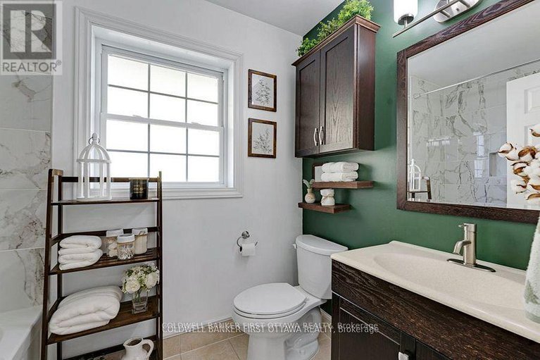 29165511/741-drummond-con-12c-road/drummond-n-elmsley-drummond-twp/drummondnorth-elmsley/ontario/K7C3P1_17