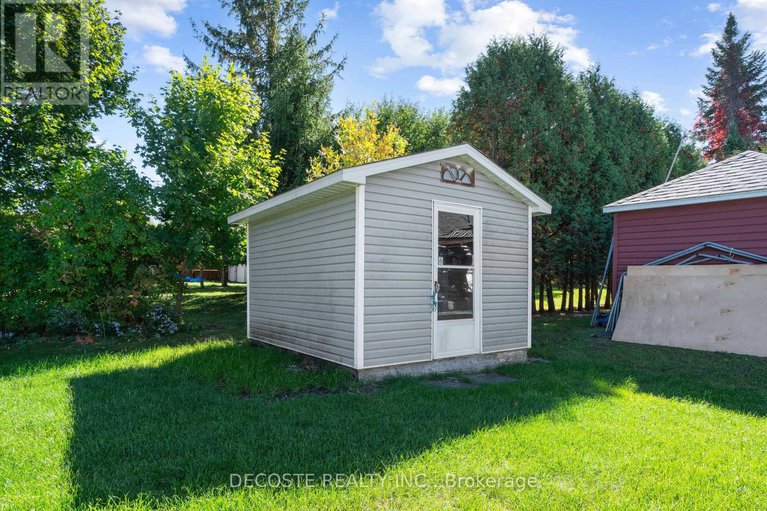 28940024/20322-lochiel-street-w/alexandria/north-glengarry/ontario/K0C1A0_34