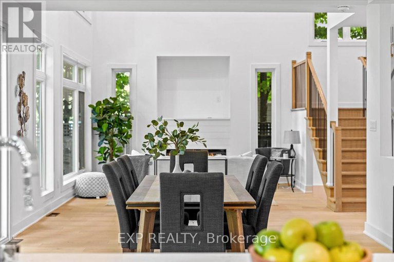 28608355/43-st-claire-avenue/meadowlandsst-claire-gardens/ottawa/ontario/K2G2A1_12