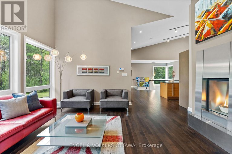 28261133/108-edith-margaret-place/huntley-ward-north-east/ottawa/ontario/K2W1A8_18