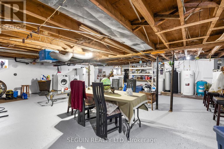 29159848/516-front-road/lorignal/champlain/ontario/K6A2T4_21