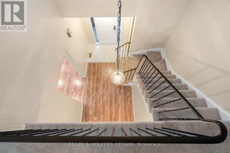28886615/19-mcclure-crescent/katimavik/ottawa/ontario/K2L2H1_35
