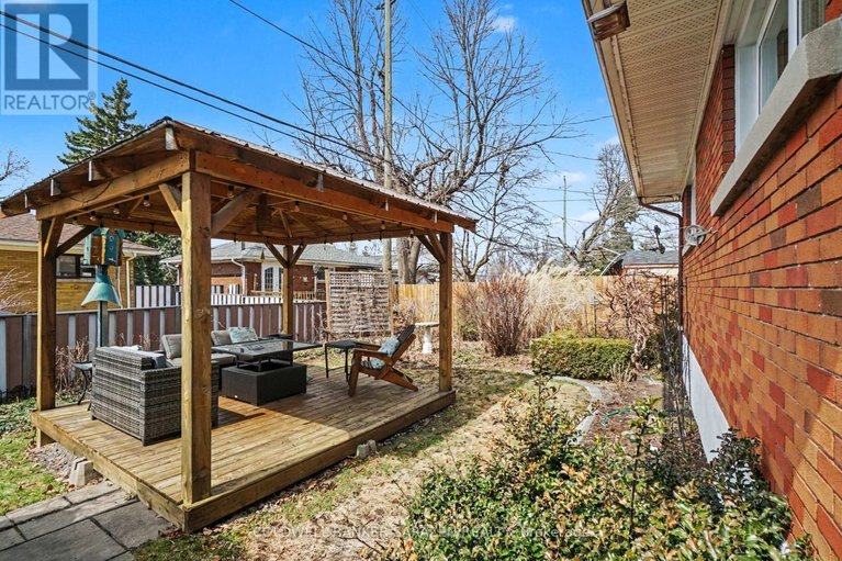 29587859/1306-hanbury-street/bel-air-heights/ottawa/ontario/K2C2M2_16