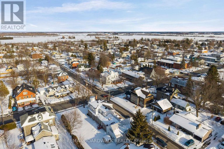 29405267/532-st-lawrence-street/winchester/north-dundas/ontario/K0C2K0_48