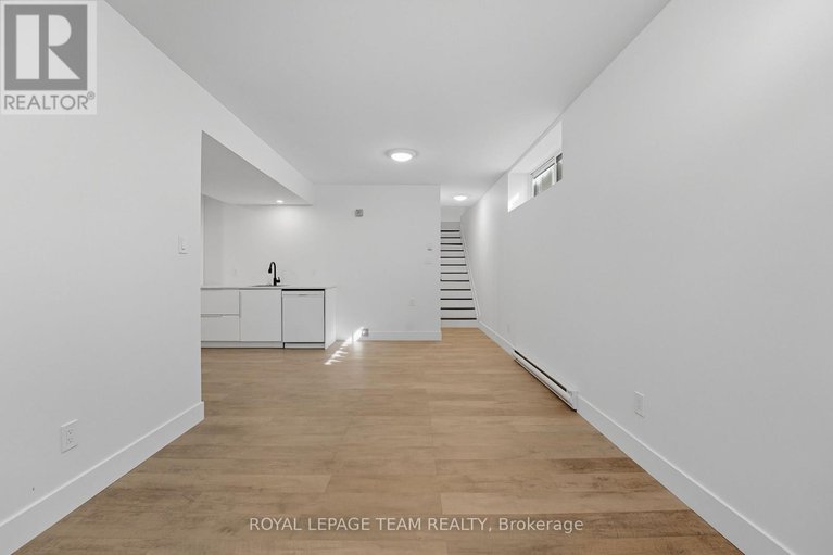 29001390/984-watson-street/fairfield-heights/ottawa/ontario/K2B6C2_39