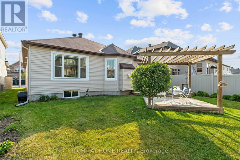 28489477/600-anjana-circle/cedargrovefraserdale/ottawa/ontario/K2J0E1_43