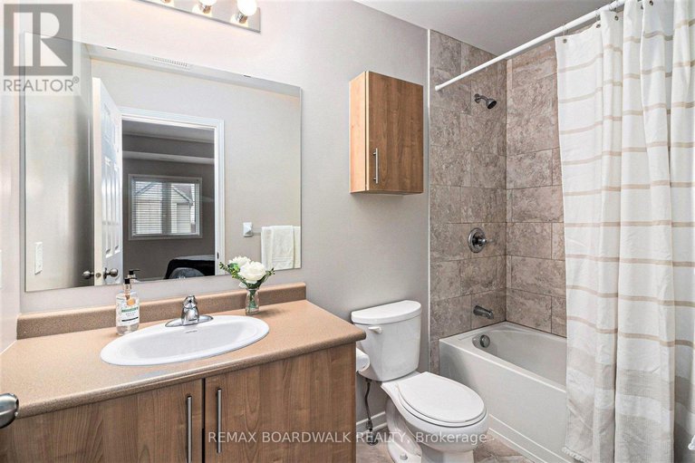 29255401/86-sternes-private/springridgeeast-village/ottawa/ontario/K4A0X8_17