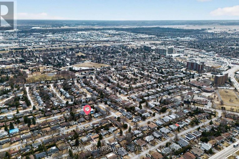 29594831/32-bowmoor-avenue/borden-farmstewart-farmcarleton-heightsparkwood-hills/ottawa/ontario/K2E6M4_36