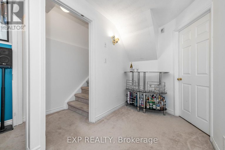28786280/629-brome-crescent/fallingbrookridgemount/ottawa/ontario/K4A1T9_33