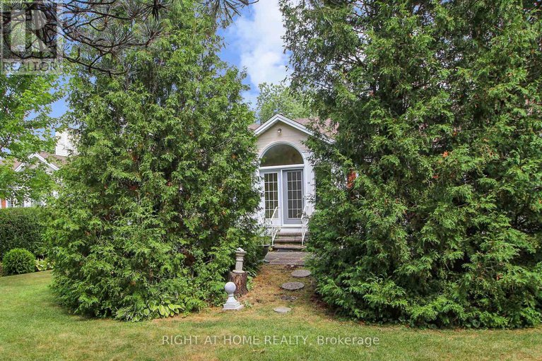28746004/40-kettering-private/hunt-clubwestern-community/ottawa/ontario/K1V0X8_34