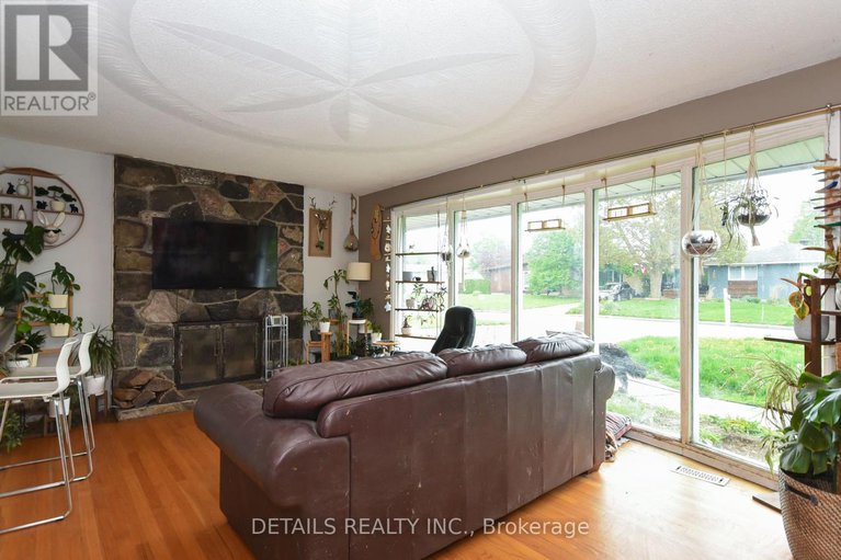 28359249/970-shamir-avenue/elmvale-acresurbandale/ottawa/ontario/K1G2T2_25