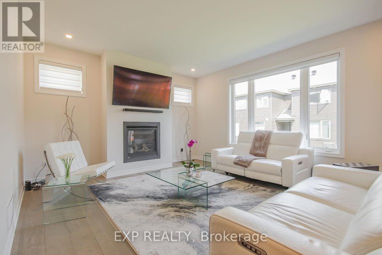 28790577/4559-kelly-farm-drive/blossom-parkkemp-parkfindlay-creek/ottawa/ontario/K1X0E7_9