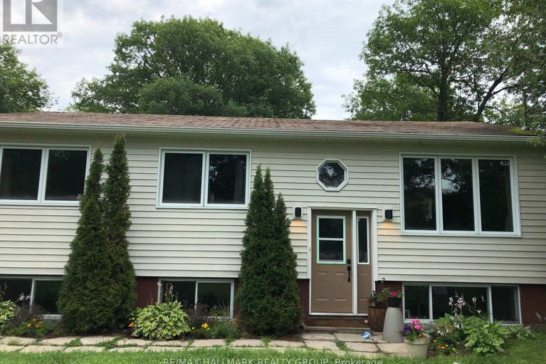 29683864/244-baldwin-street/constance-bay/ottawa/ontario/K0A3M0_37