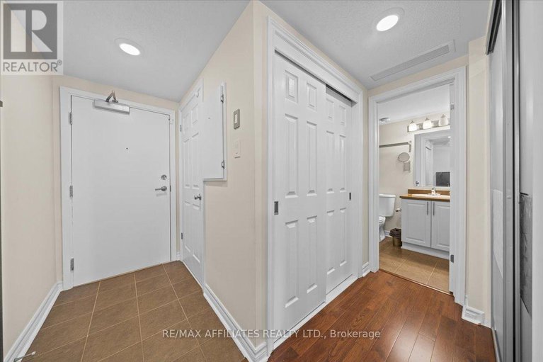 28977789/105-250-glenroy-gilbert-drive/strandherd/ottawa/ontario/K2J5W2_27