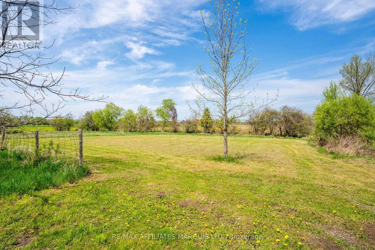 28797295/4239-county-rd-11-road/south-stormont-osnabruck-twp/south-stormont/ontario/K7R3L2_43