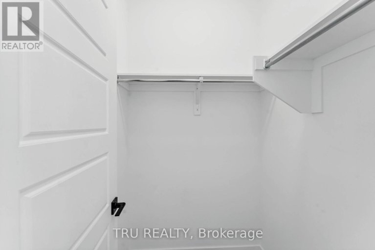 28327937/815-snap-hook-crescent/half-moon-bay/ottawa/ontario/K2J6H1_22