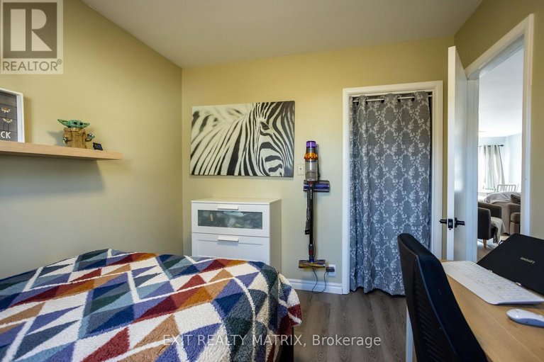 29601453/474-queen-street/winchester/north-dundas/ontario/K0C2K0_20