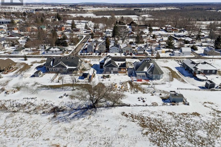 29501640/100-pendleton-street/vankleek-hill/champlain/ontario/K0B1R0_41