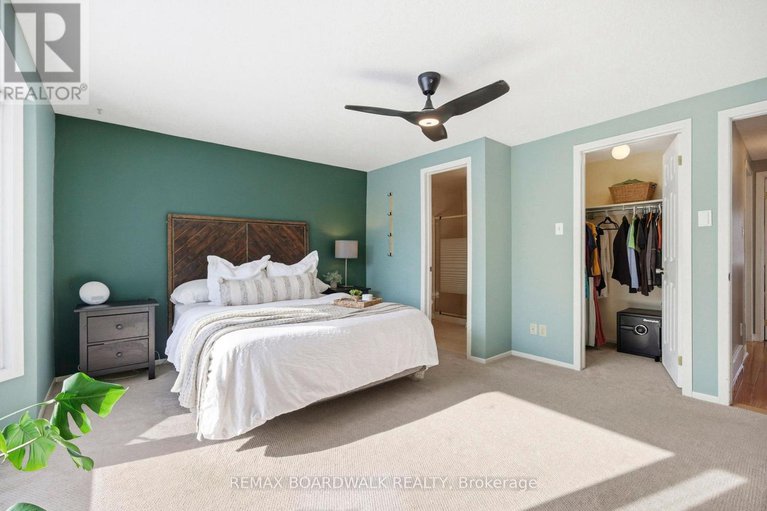 29434005/49-liston-crescent/katimavik/ottawa/ontario/K2L2W3_20