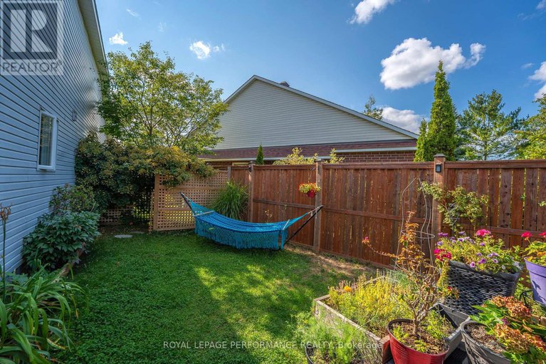 28929174/48-settlers-ridge-way/longfields/ottawa/ontario/K2J4V2_47