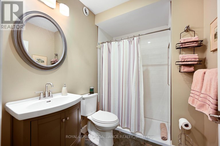 29087560/2a-2495-parkedale-avenue/brockville/ontario/K6V3H2_39