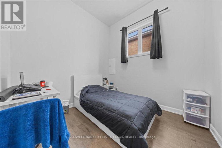 28927561/562-queen-mary-street/overbrookcastle-heights/ottawa/ontario/K1K1W1_23
