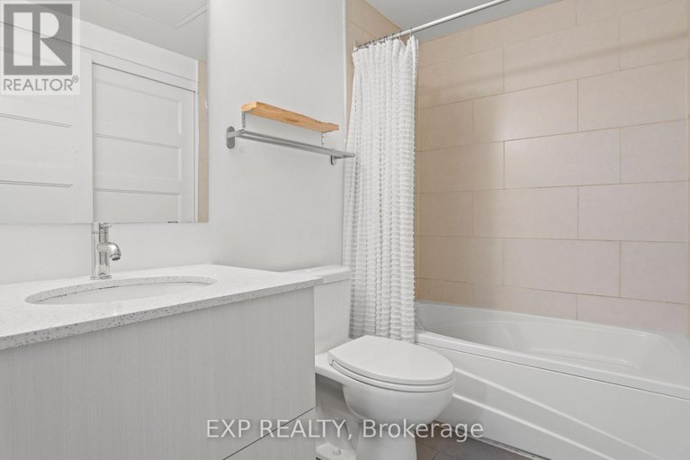 28886481/108-2785-baseline-road/redwood-park/ottawa/ontario/K2H0B7_33