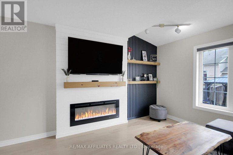 28463805/218-bookton-place/riverside-southgloucester-glen/ottawa/ontario/K1V1L9_15